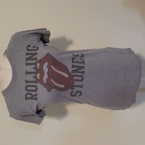 Grey Rolling Stones tee. Size large